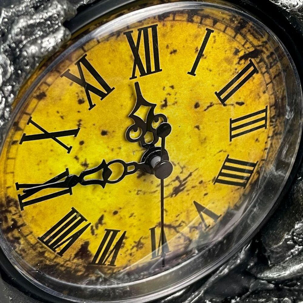 Twin Evil Dragons Antiqued Mantel Clock Table Desk - Picture 6 of 7
